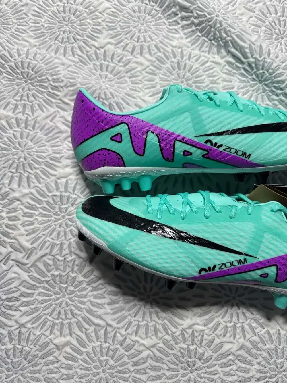 Nike Zoom Mercurial Vapor 15 Academy AG Soccer Cleats 10.5 Men’s DJ5630-300